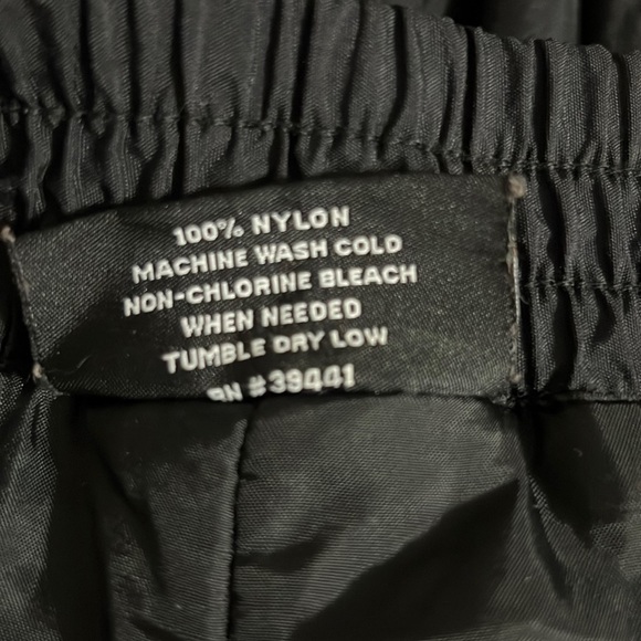 Woman’s Pac-tech Performance Black Snow Pants Size large - Picture 15 of 16